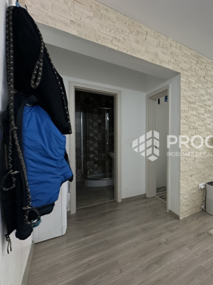 Apartament de închiriat cu 2 camere, Valea Lupului